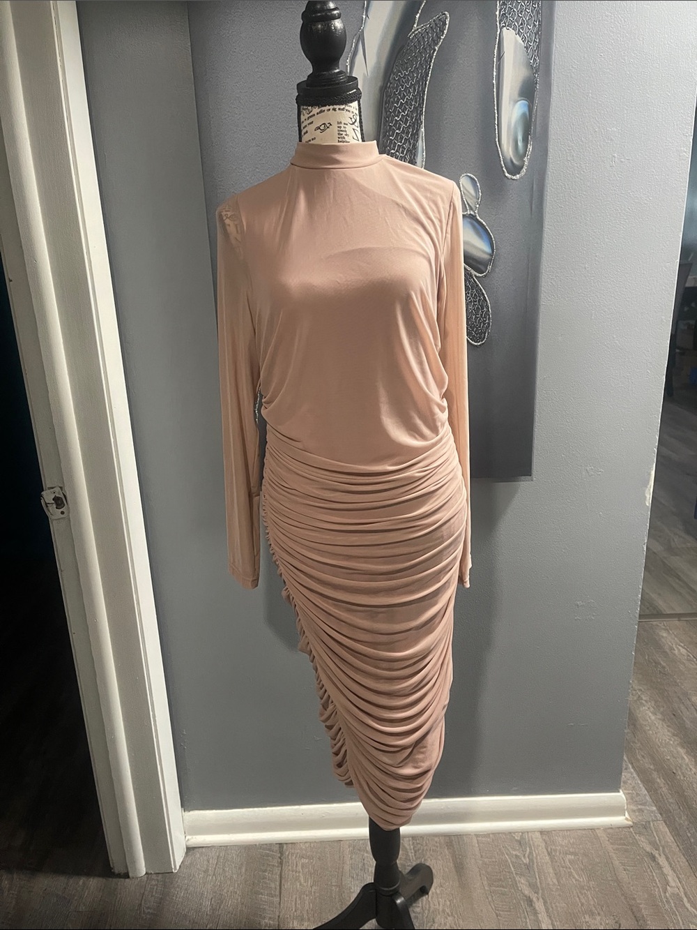 AKIRA Nude Blush Ruched Long-Sleeve Midi Dress